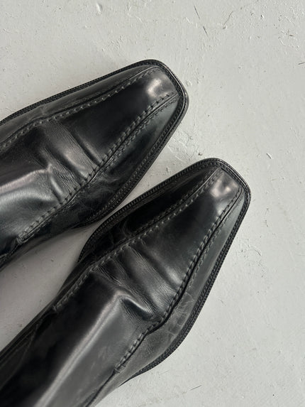 ITALIAN LABEL 2000s LEATHER BOOTS WITH APRON STITCHING