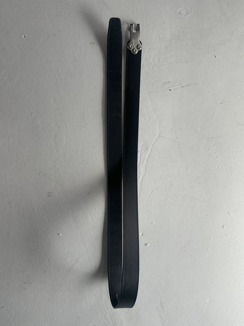 GIANFRANCO FERRÉ - early 2000s LEATHER BELT WITH HOOK BUCKLE DETAIL