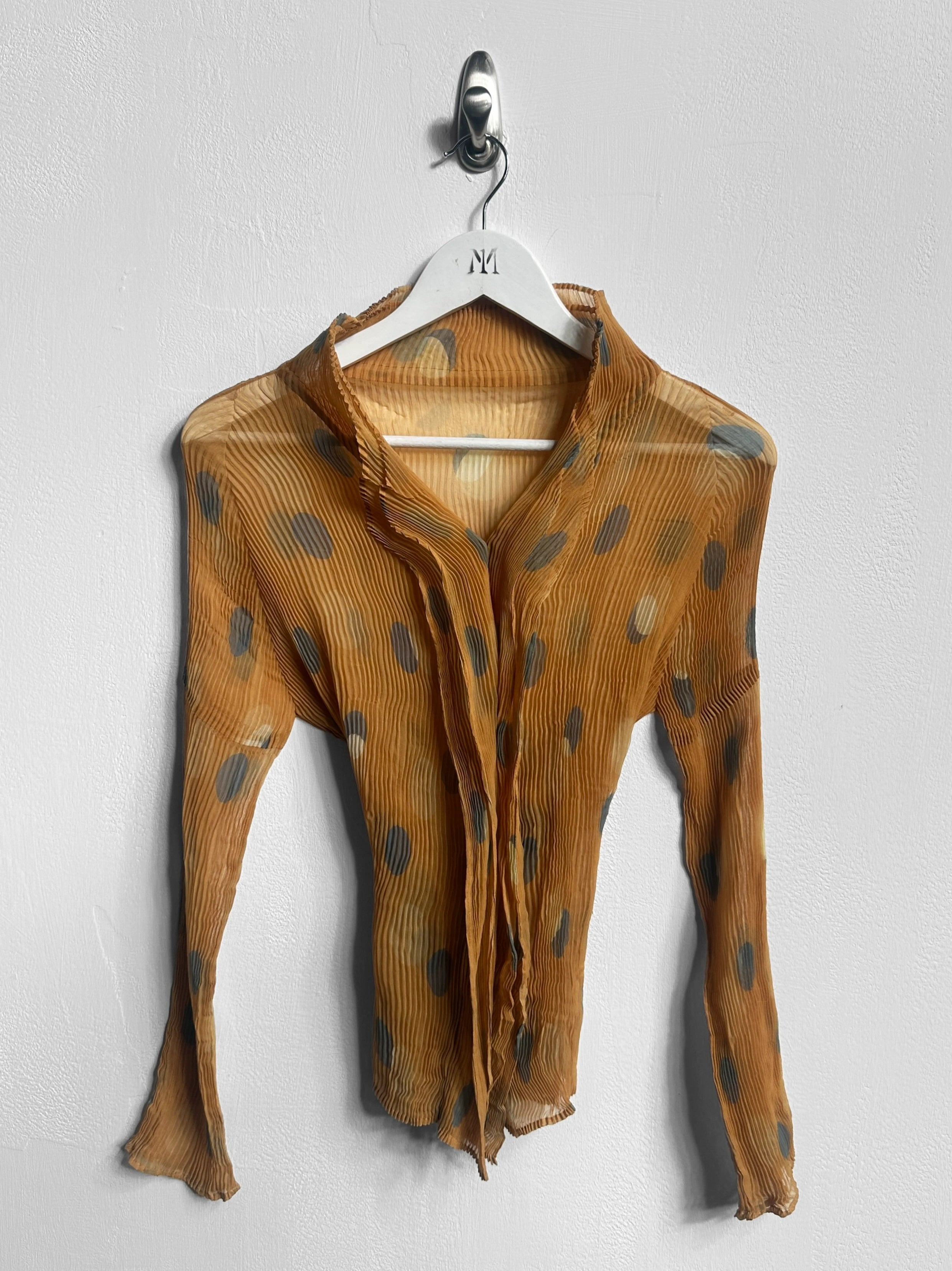 ISSEY MIYAKE - early 2000s POLKA DOT PLEATED BUTTONED BLOUSE