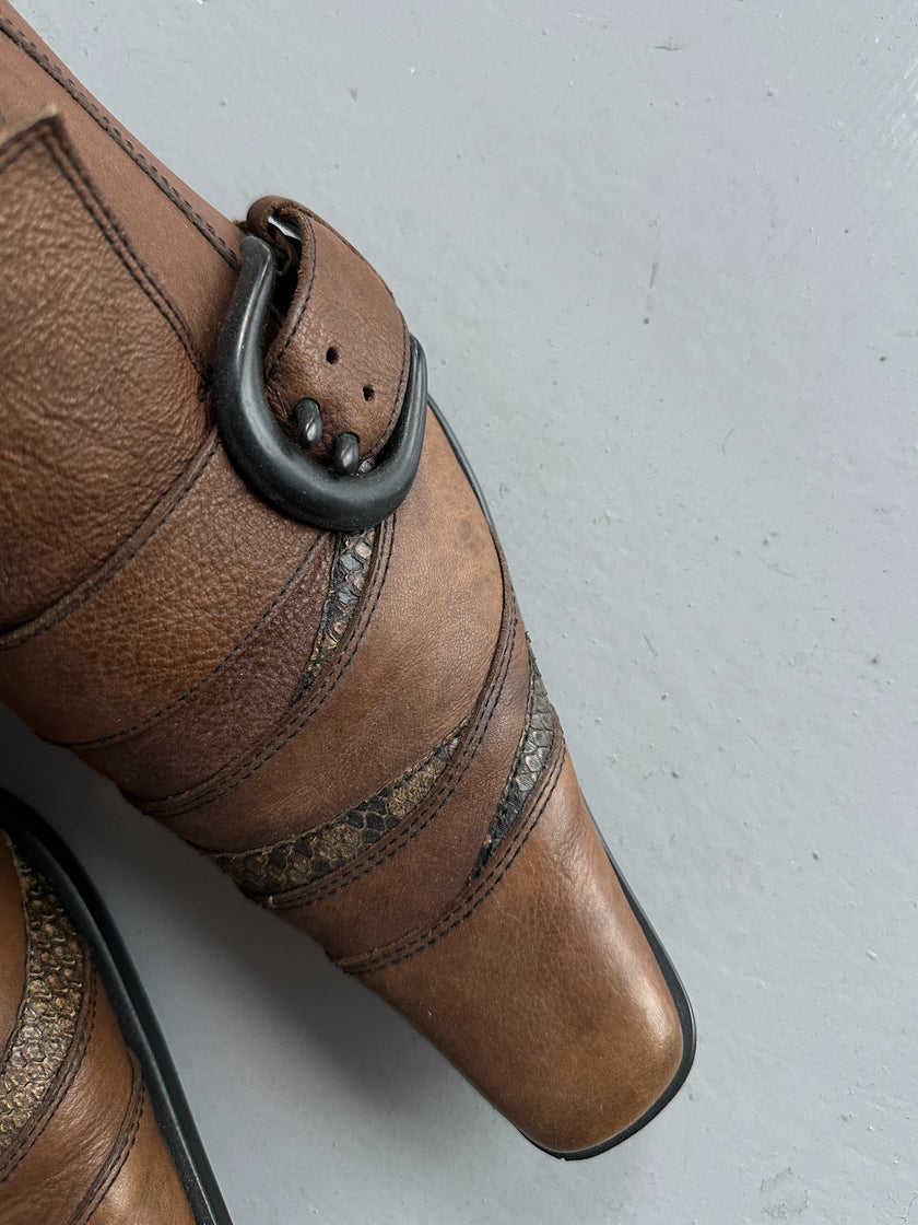 5351 POUR LES HOMMES - early 2000s WESTERN SLIP ON SHOES