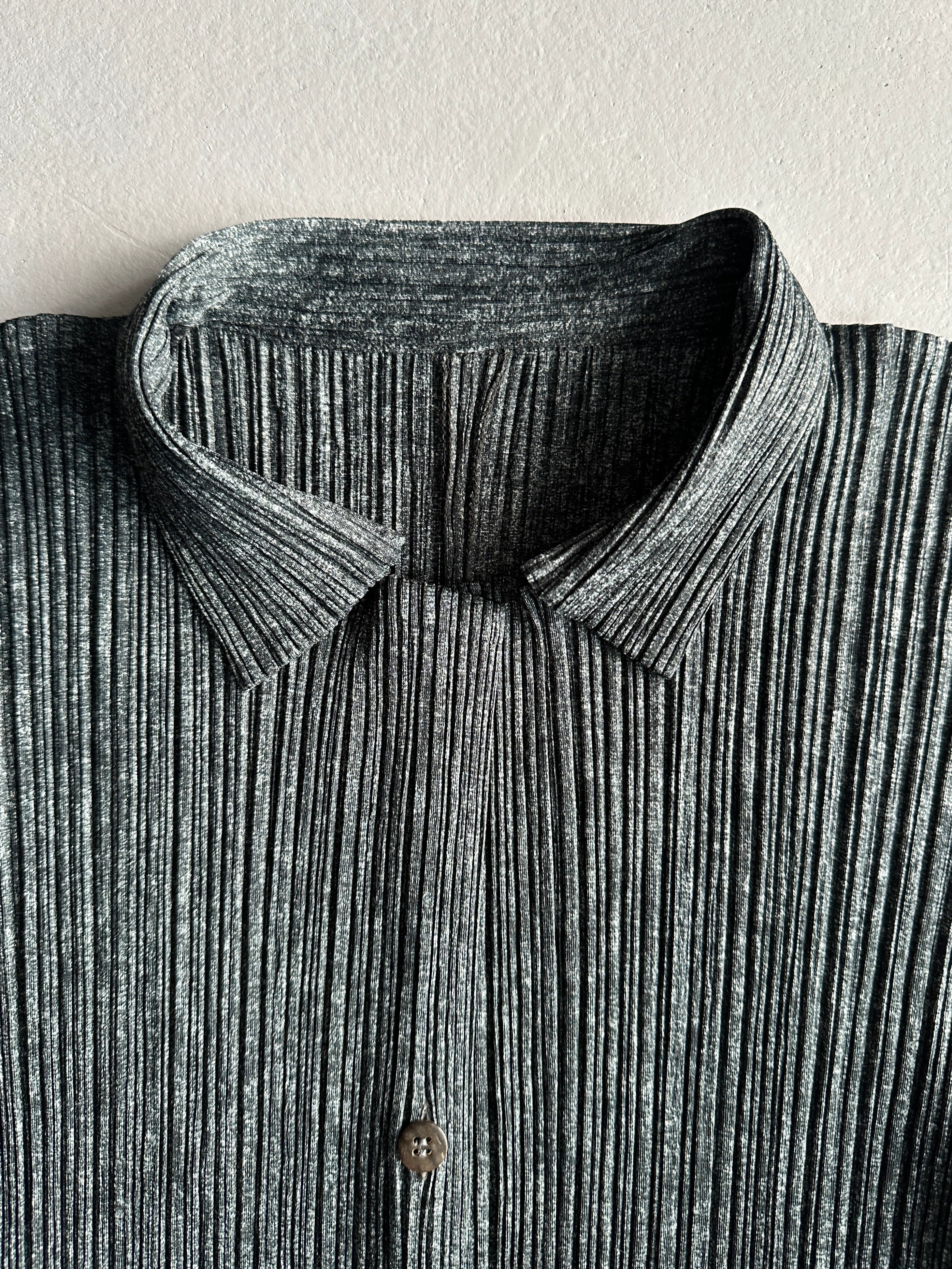 ISSEY MIYAKE PLEATS PLEASE - S/S 2000 BUTTONED BLOUSE