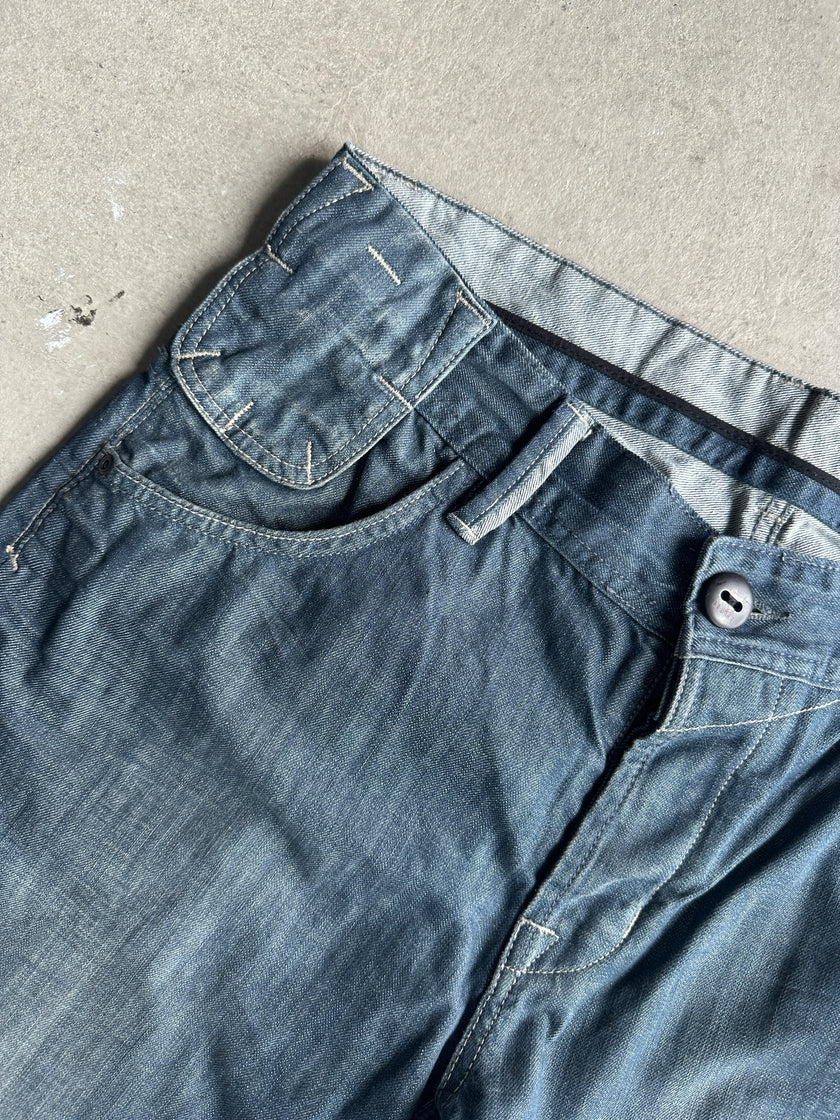 2000s RELAXED FIT WITH TURN UP HEM JEANS