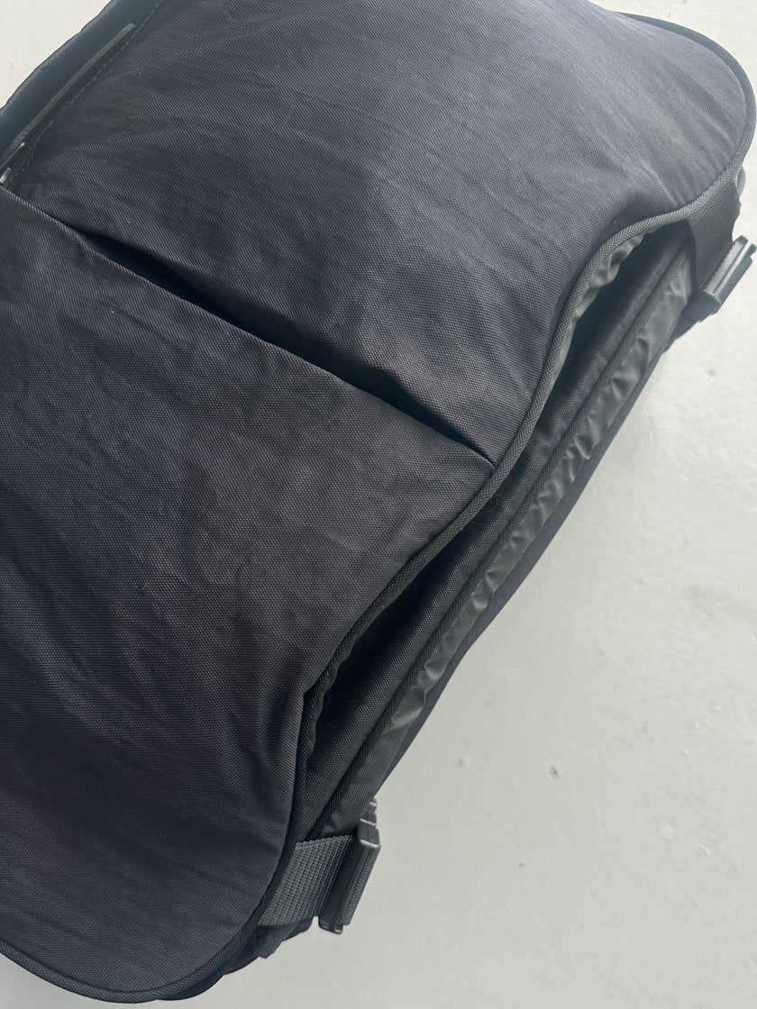 ISSEY MIYAKE IM - 1990s TOP HANDLE NYLON BAG WITH REMOVABLE SHOULDER STRAP