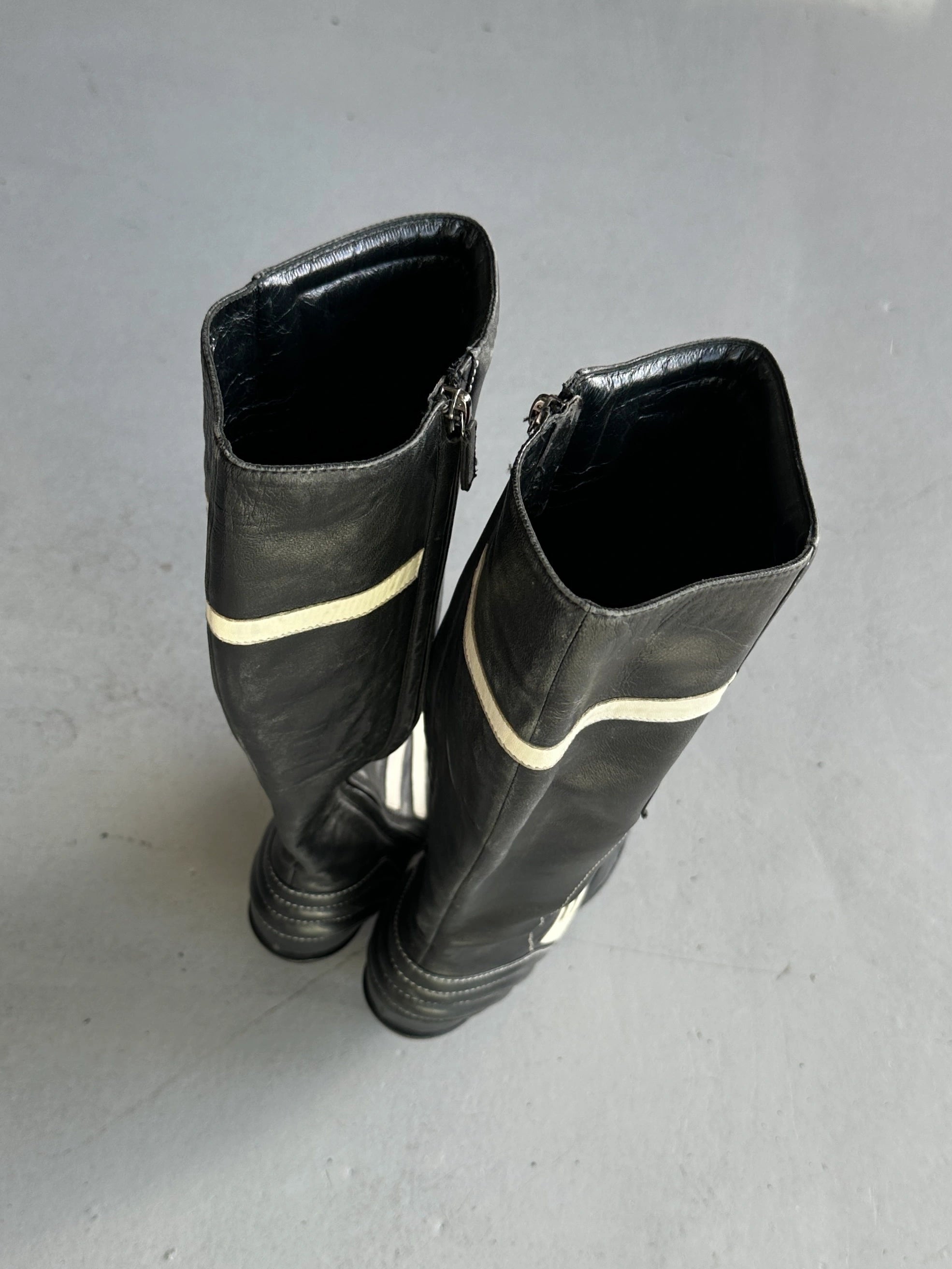 ETRO - F/W 2001 POINTED TOE KITTEN HEELS BOOTS