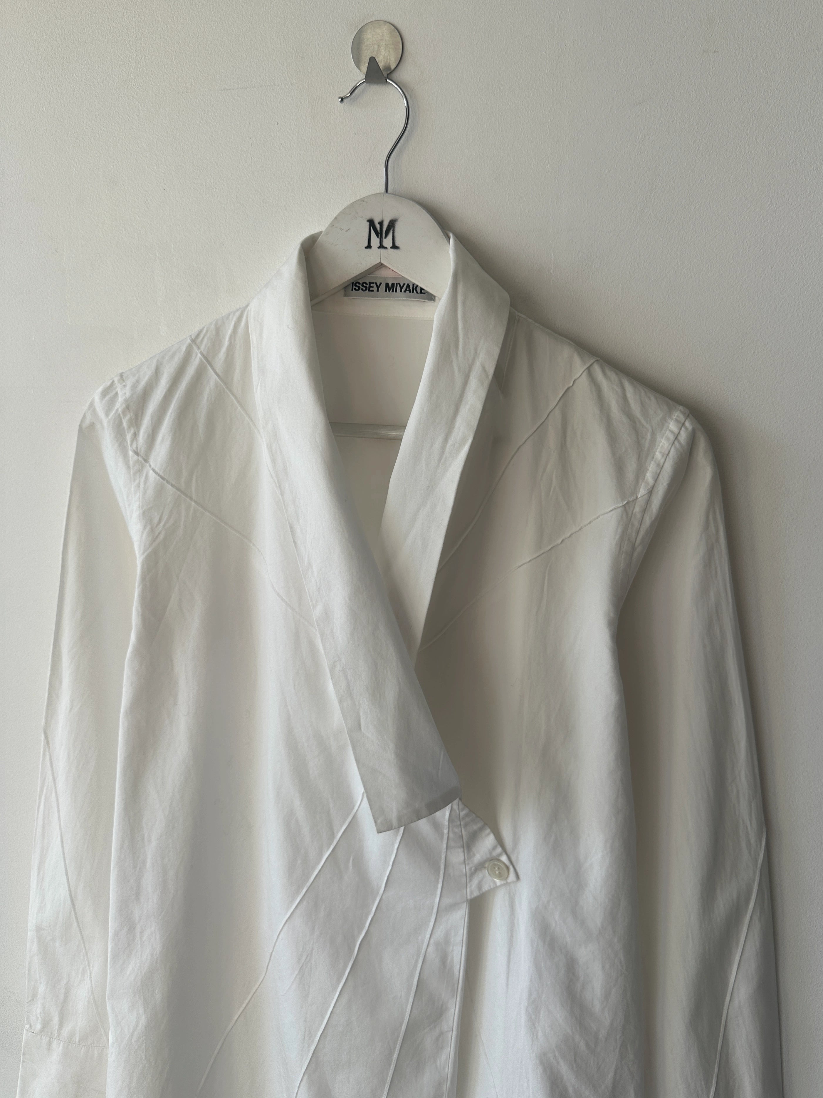 ISSEY MIYAKE - F/W 2009 LONG TUNIC SHIRT WITH SHAWL COLLAR