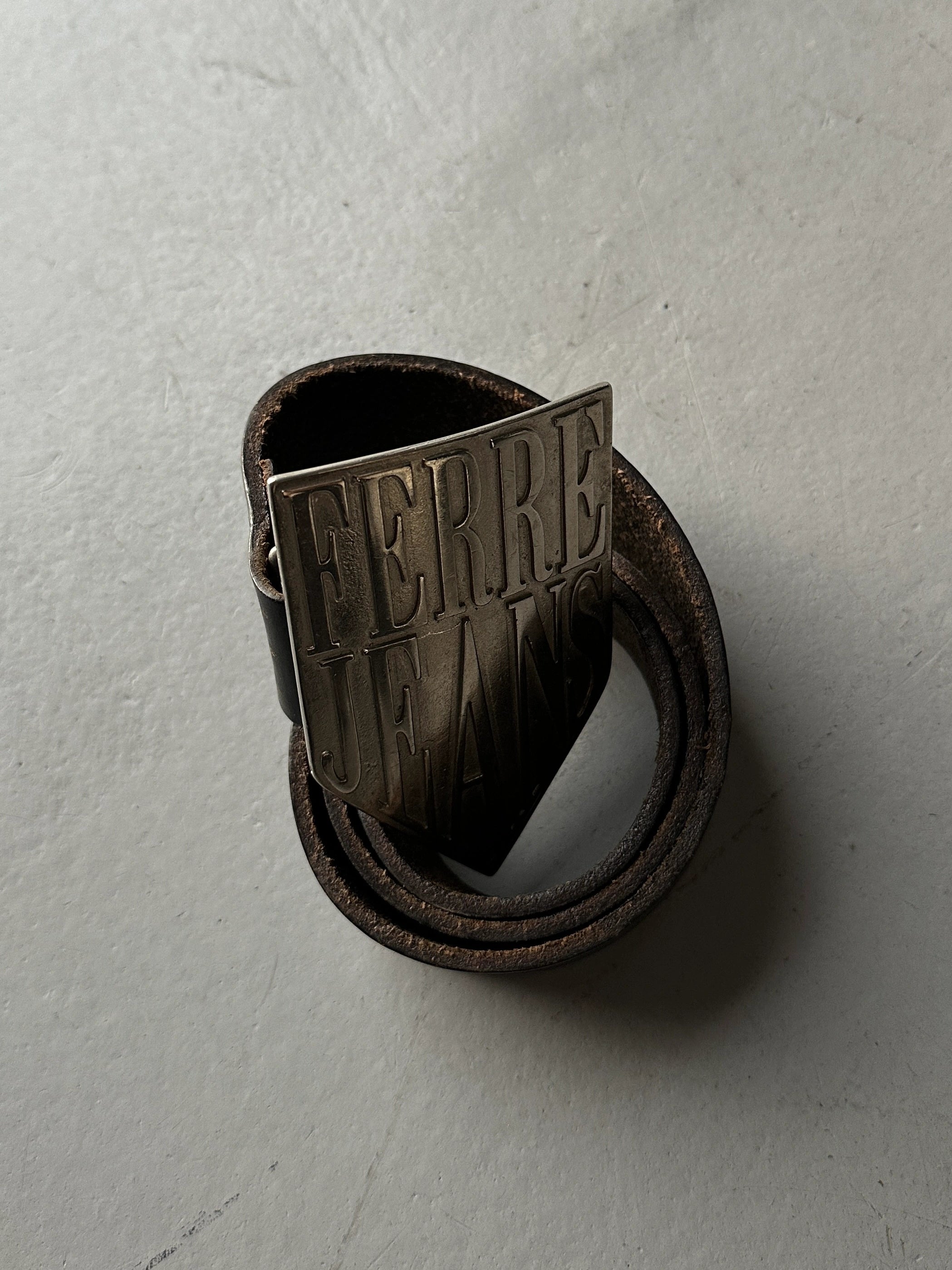 GIANFRANCO FERRÉ - 1990s OVERSIZED BUCKLE LEATHER BELT