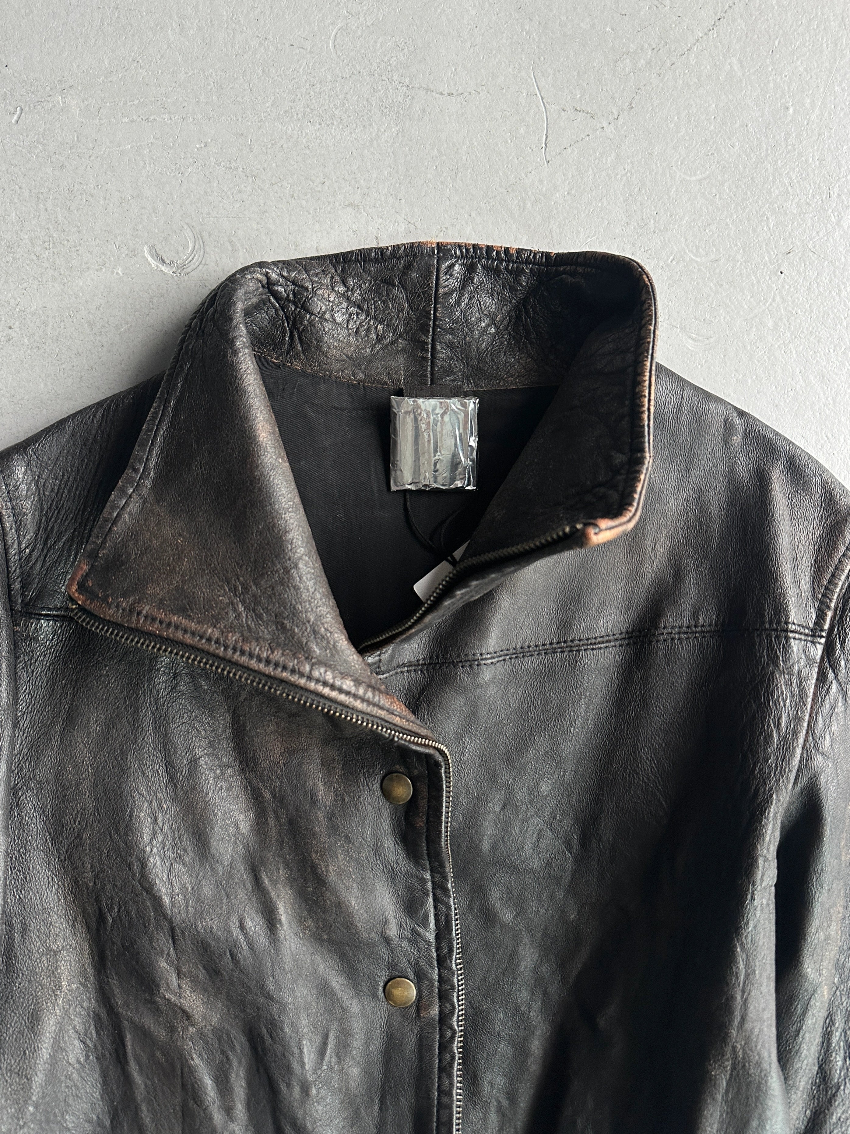 ITALIAN LABEL early 2000s DISTRESSED LEATHER JACKET WITH BONDAGE SLEEVE