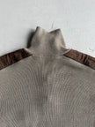 1990s KNIT PULLOVER WITH SUEDE DETAILS