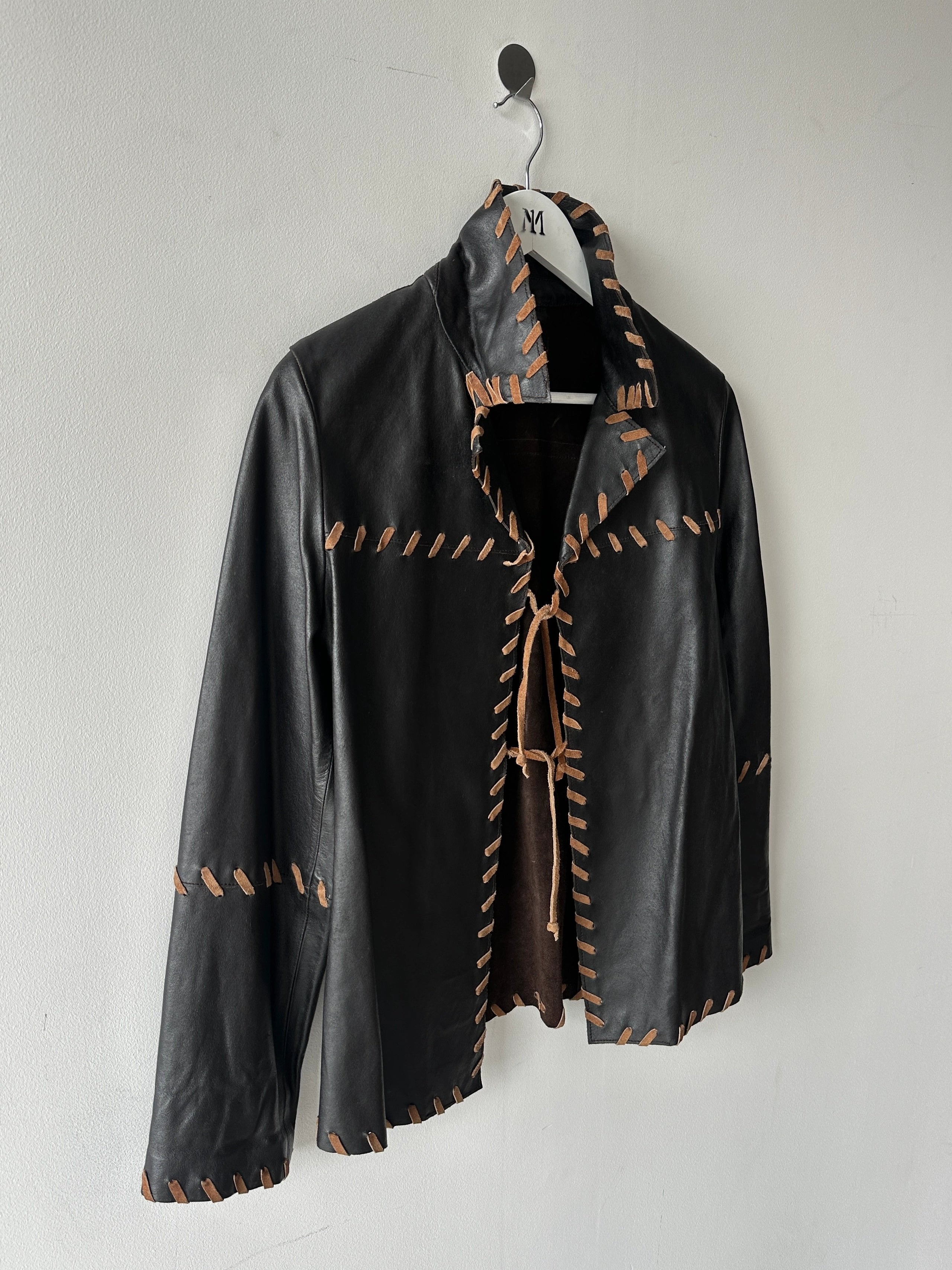 ITALIAN LABEL early 2000s OPEN FRONT LEATHER JACKET WITH WHIPSTITCH DETAILS