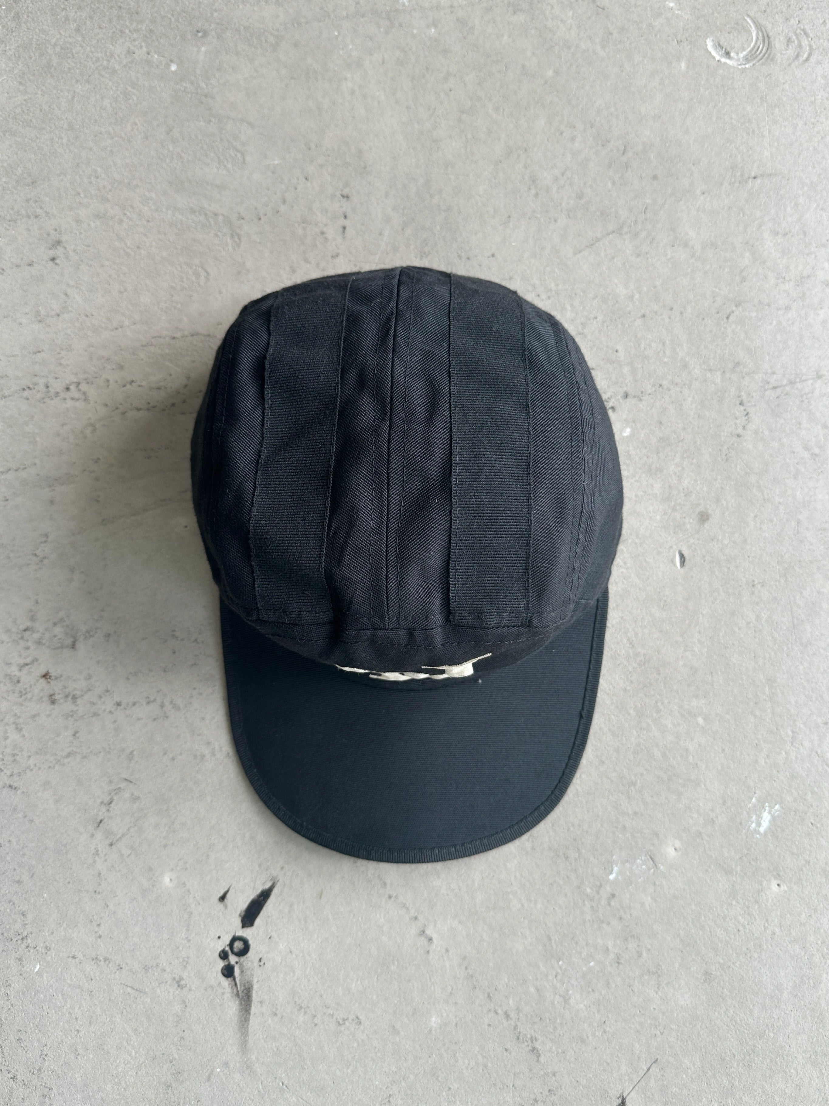 ARMANI JEANS- 1980s EMBROIDERED FRONT CAP