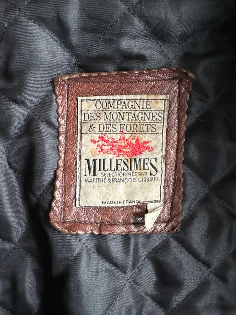 MARITHÉ + FRANÇOIS GIRBAUD X COMPAGNIE DES MONTAGNES & DES FORETS - 1980s FUR COLLAR LEATHER MIDI JACKET WITH METAL HOOKS FRONT CLOSURE