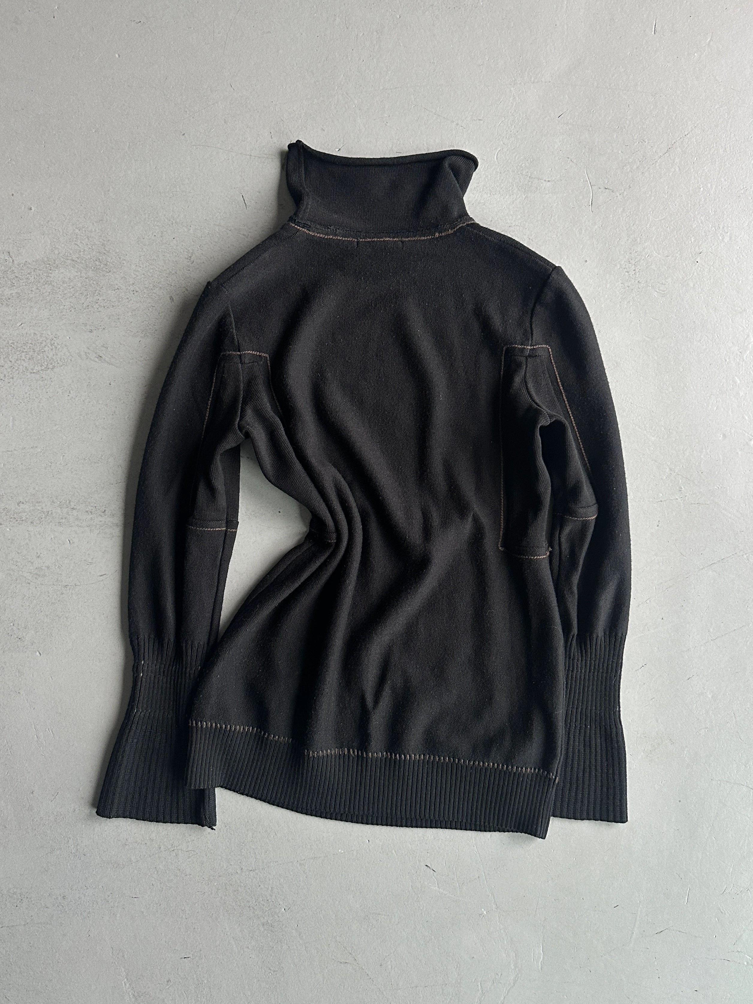 MARITHÉ + FRANÇOIS GIRBAUD - 2000s LONG SLEEVE KNIT TOP WITH STITCHING DETAILS