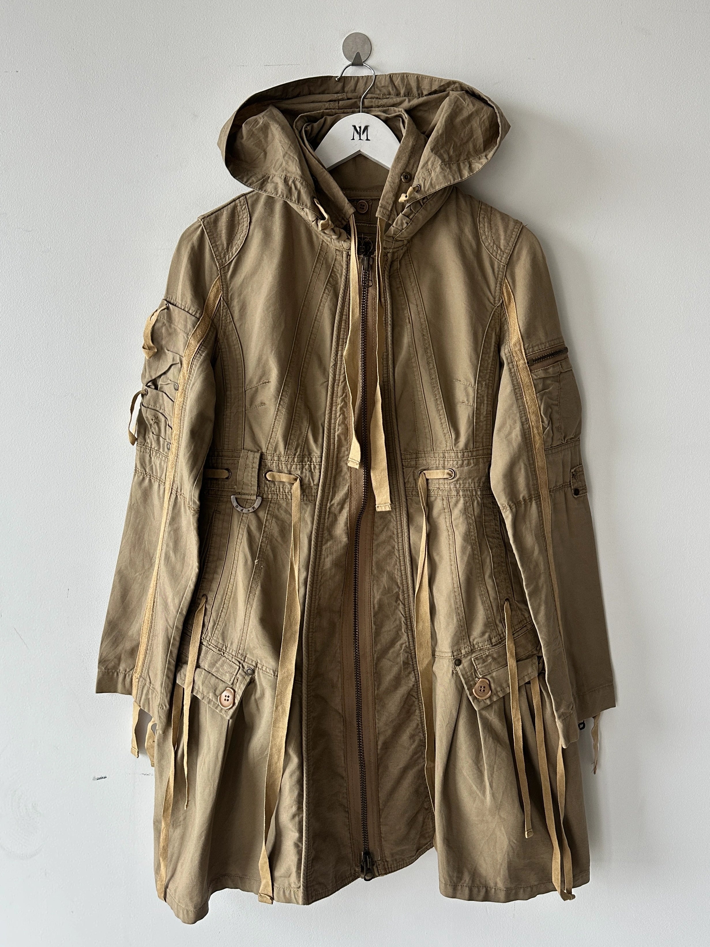 MARITHÉ + FRANÇOIS GIRBAUD - 2000s COTTON PARKA WOTH BONDAGE DETAILS