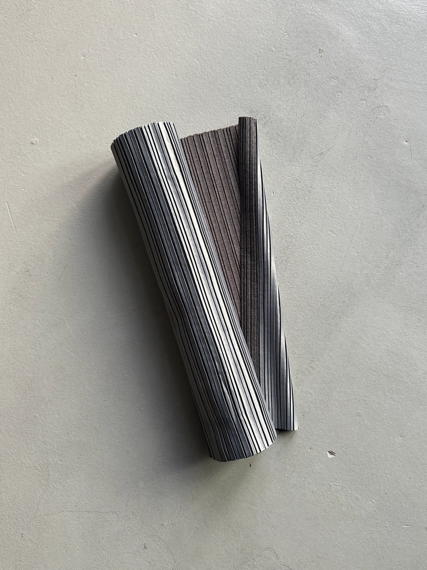 ISSEY MIYAKE X IITTALA - 2016 EXTRA LONG PLEATED TABLEWEAR KIMONO