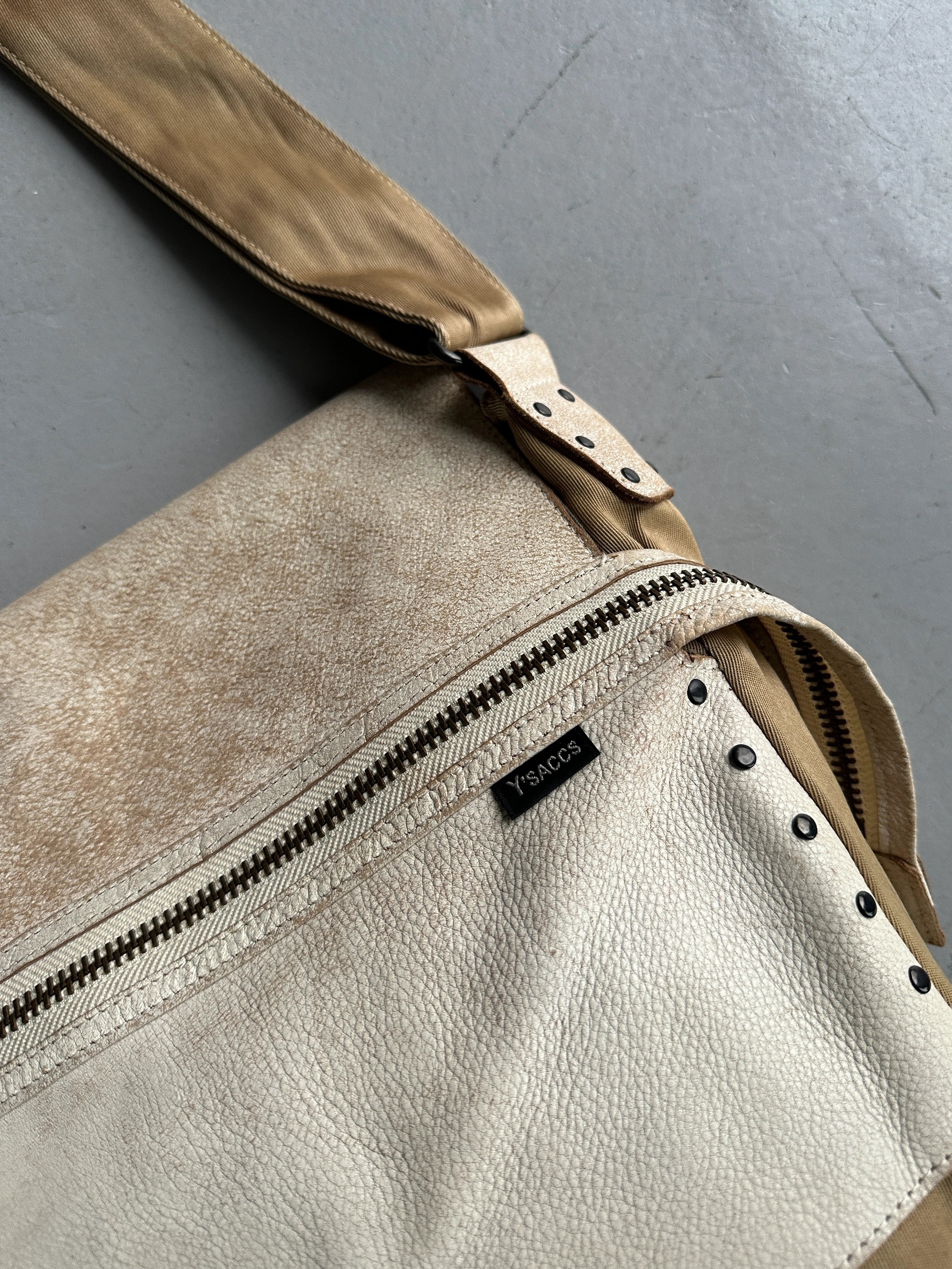 YOHJI YAMAMOTO Y'SACCS - 1990s RECTANGULAR MESSENGER BAG WITH DISTRESSED LEATHER FRONT PANEL
