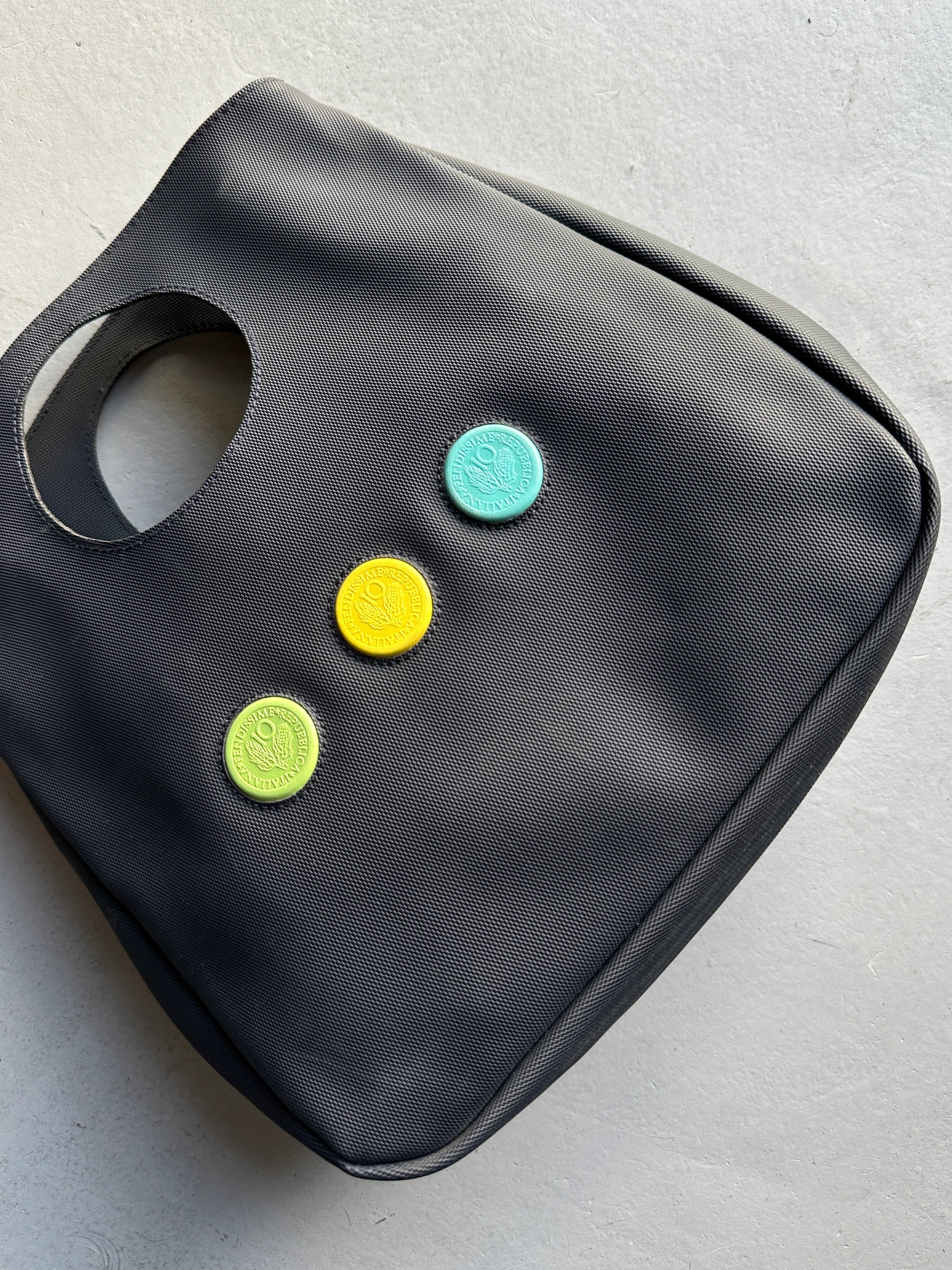 FENDISSIME - 1990s CUT OUT HANDLE TEXTURED HANDBAG