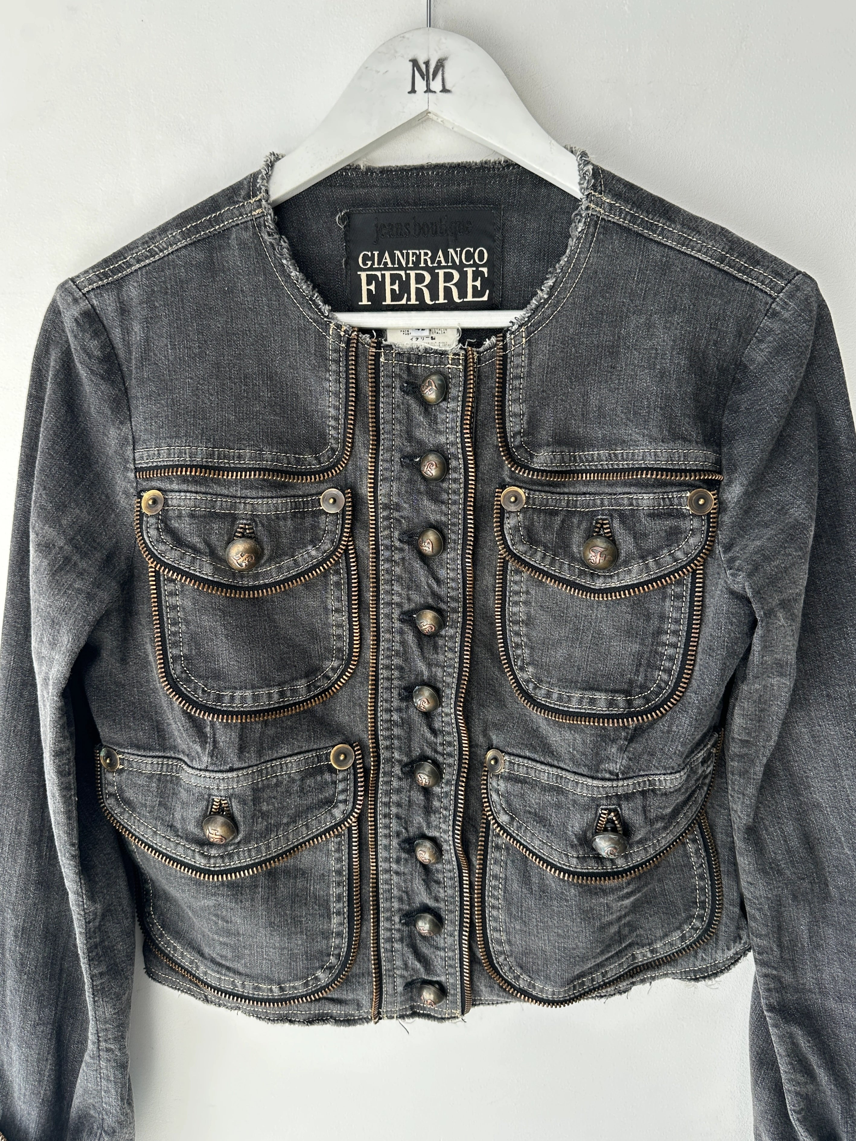 GIANFRANCO FERRÉ - early 2000s CROP FIT DENIM JACKET WITH EXPOSED ZIP DETAILS