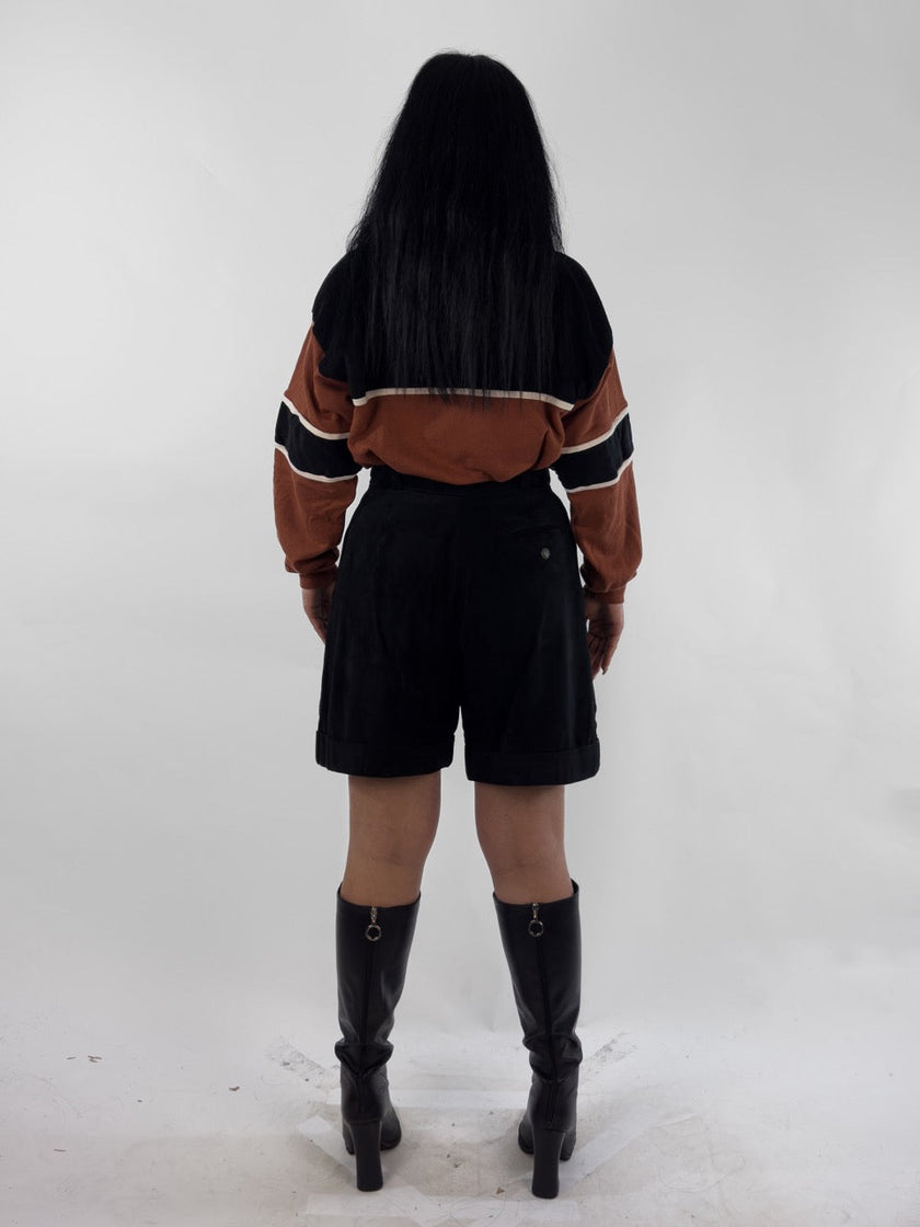 1990s PLEATED LEATHER BERMUDA SHORTS